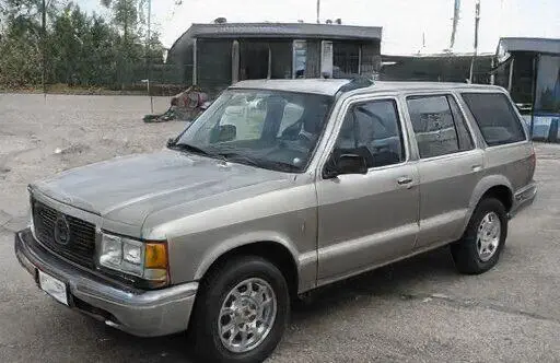camioneta AMC Eagle Premier color canela